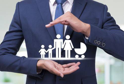 60歲以上老人買什么保險(xiǎn)好？一文搞定！